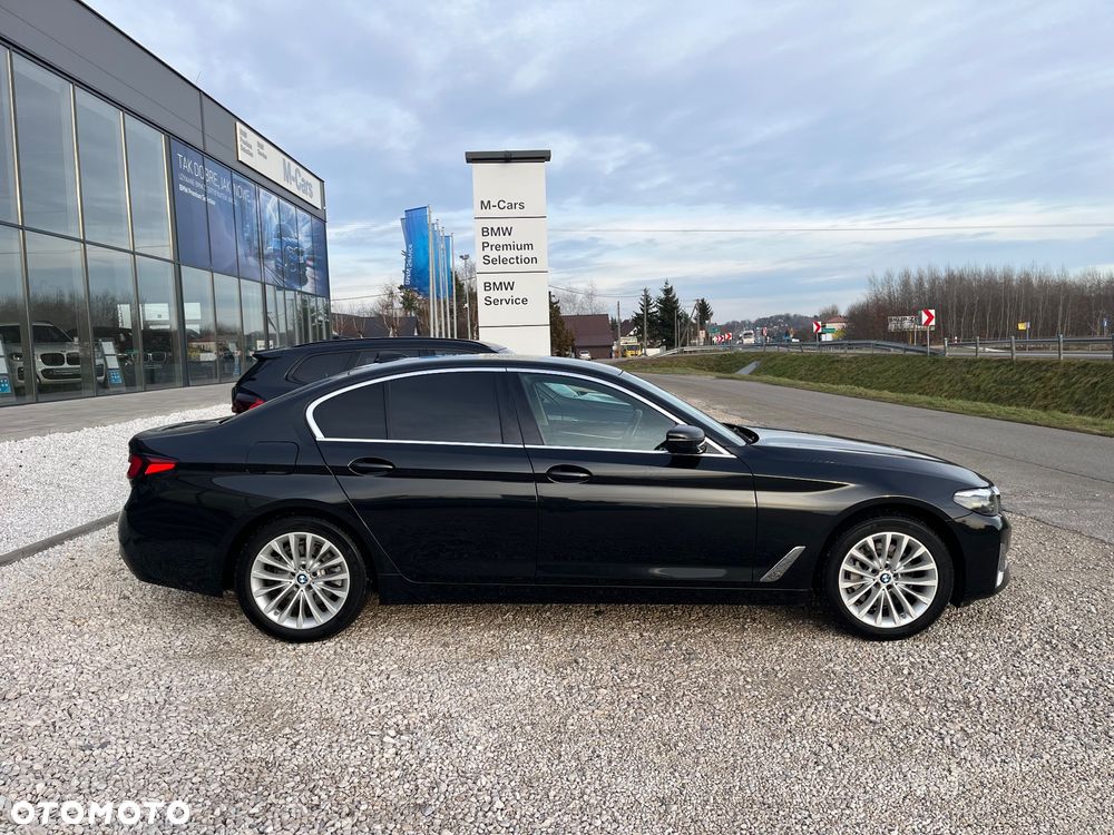 BMW Seria 5 530i GPF xDrive Luxury Line - 5