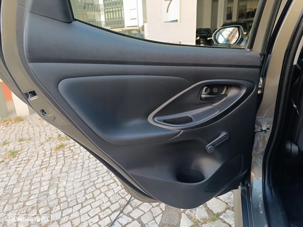 Toyota Yaris 1.0 VVT-i Comfort Plus - 17