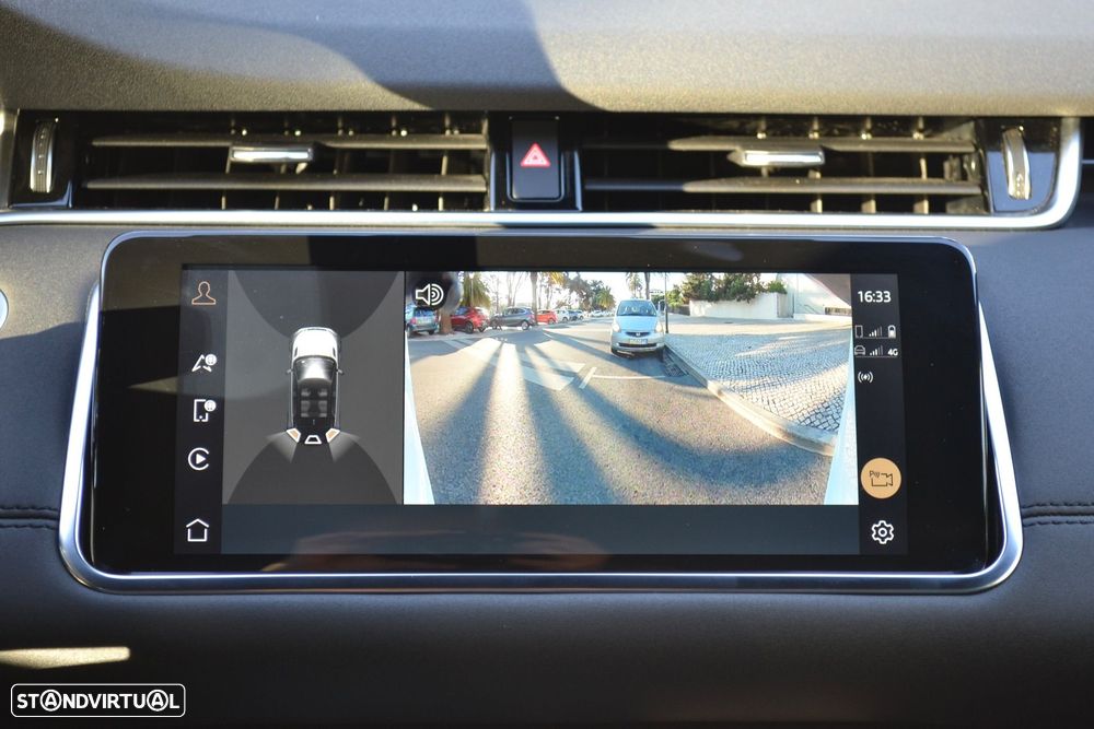 Land Rover Range Rover Evoque 1.5 P300e AWD SE Auto - 43