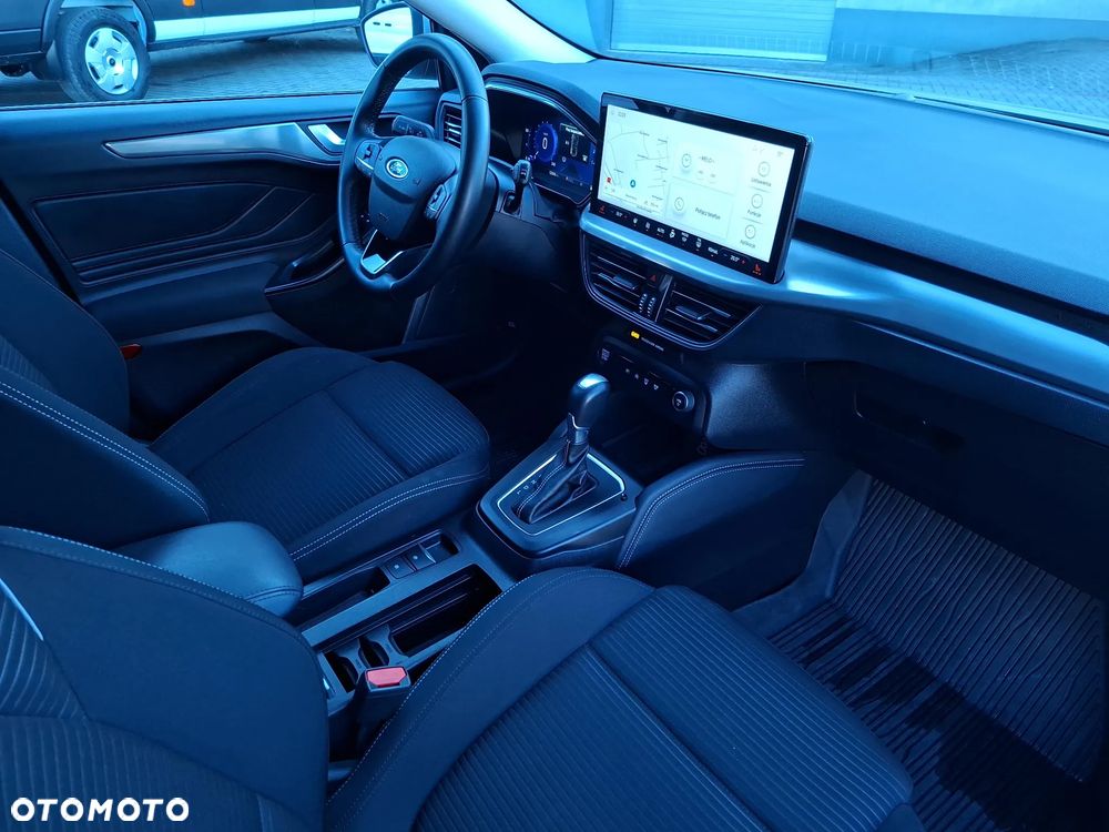 Ford Focus 1.0 EcoBoost mHEV Titanium X - 26