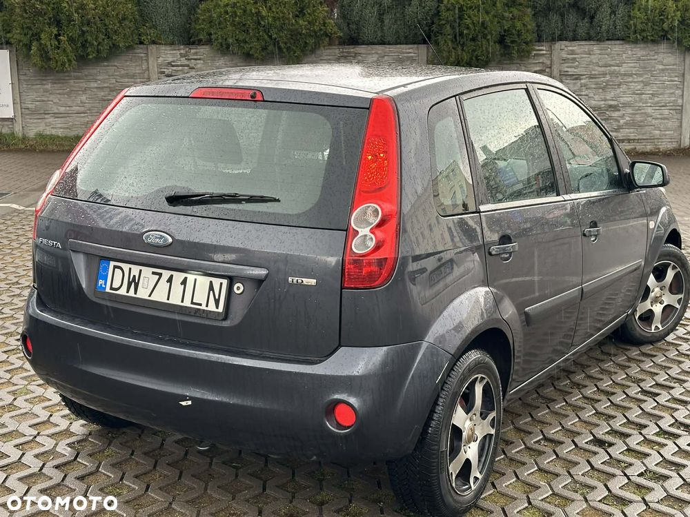 Ford Fiesta - 5