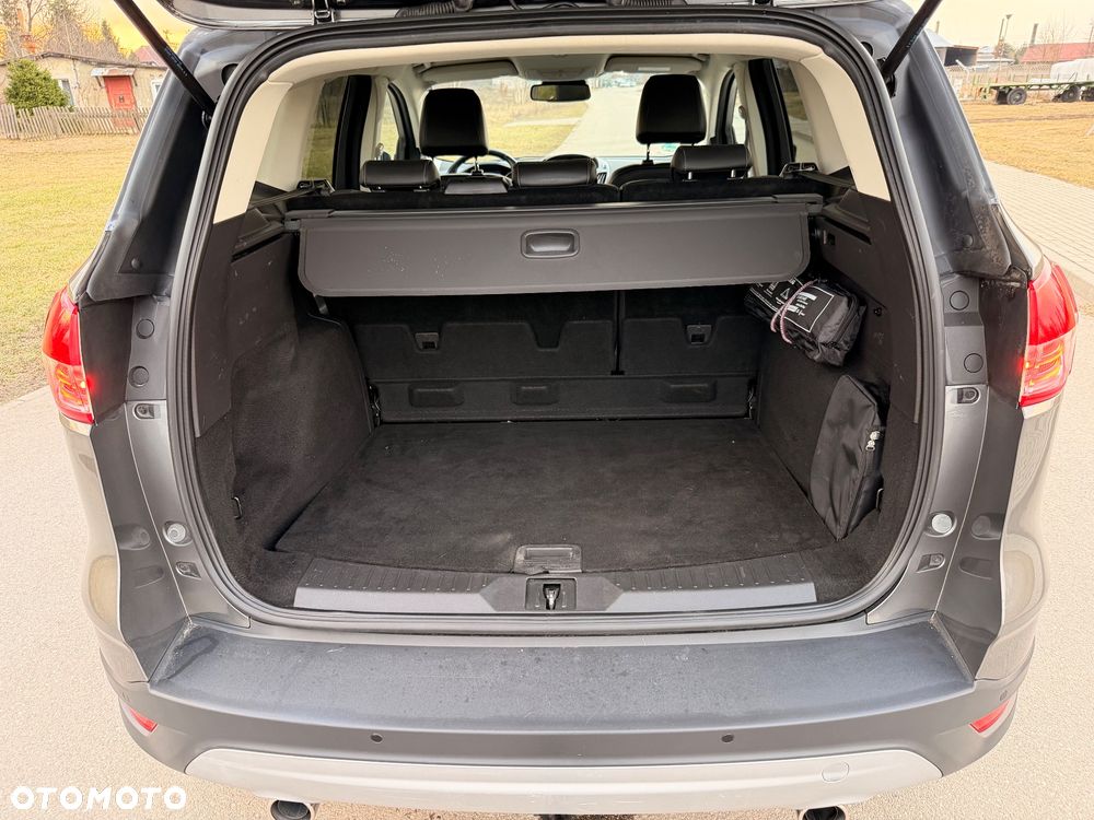 Ford Kuga 2.0 TDCi 4x4 Titanium - 28