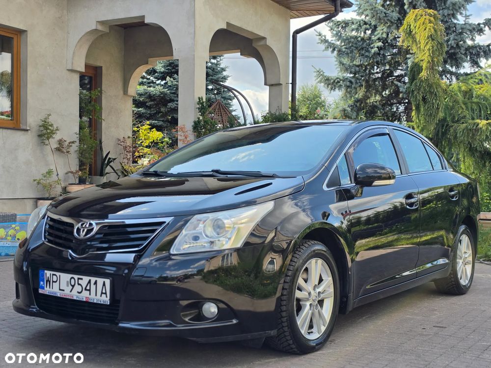 Toyota Avensis - 4