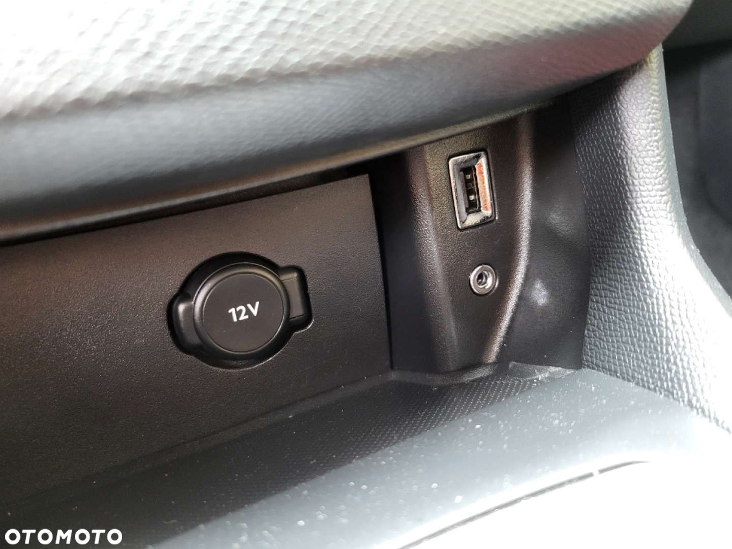 Peugeot 308 - 32