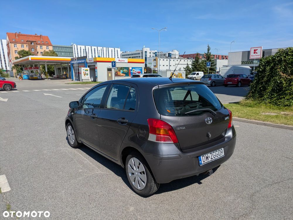 Toyota Yaris 1.33 Luna - 7