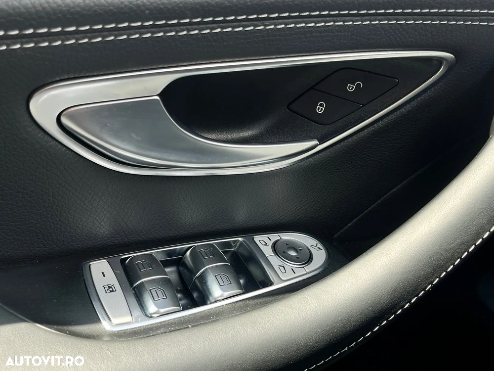 Mercedes-Benz CLS 450 4MATIC 9G-TRONIC - 22