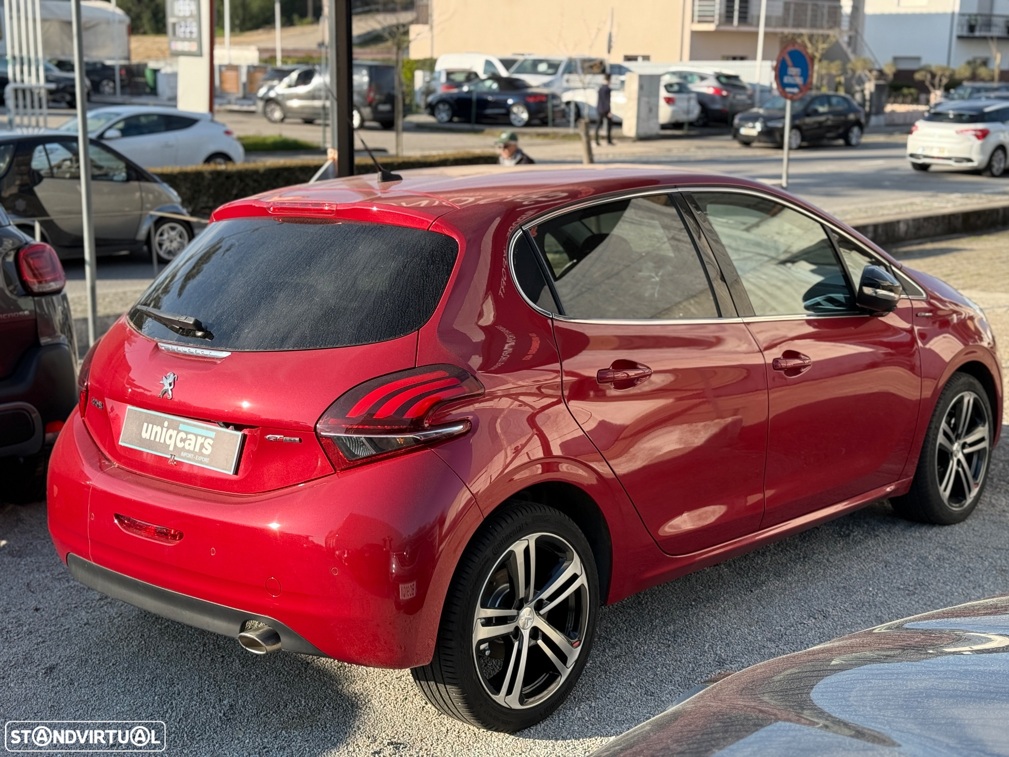 Peugeot 208 1.6 BlueHDi Allure - 9