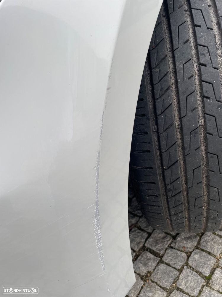 BMW 118 d DPF Edition Sport - 11