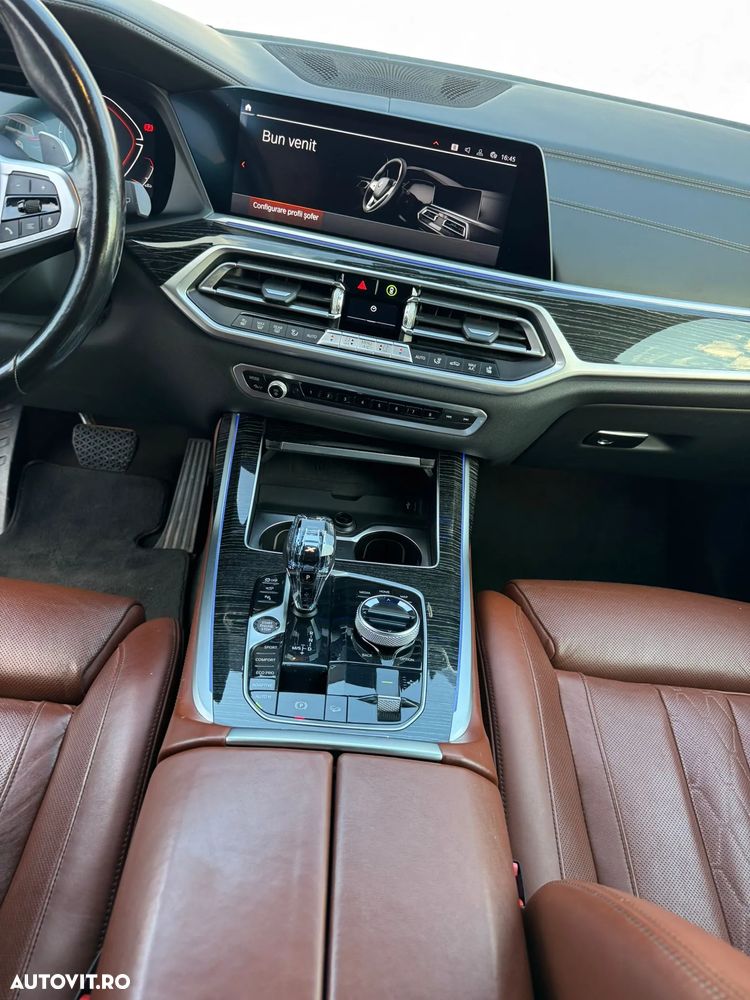 BMW X7 - 12