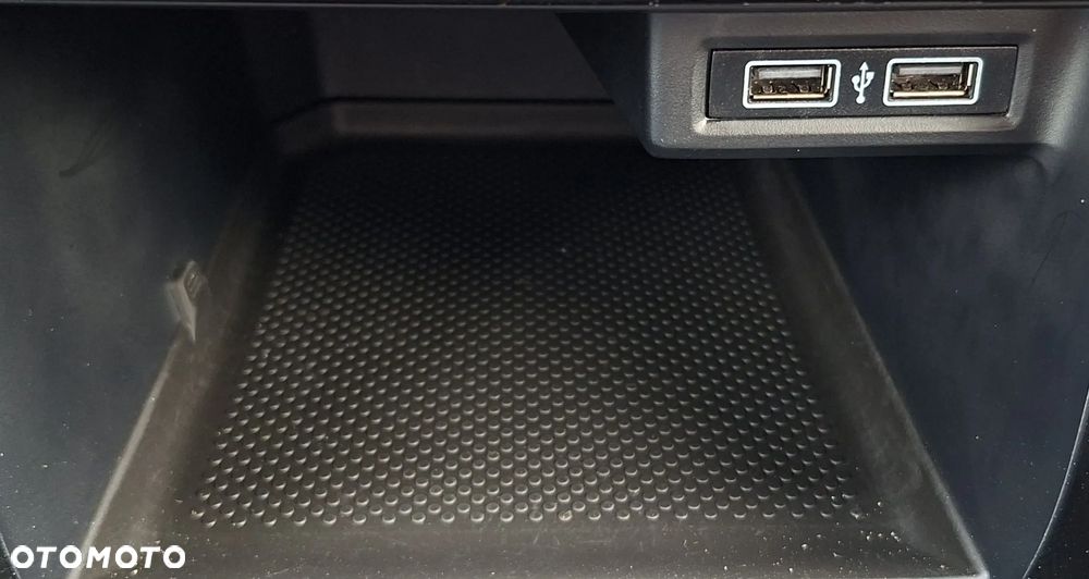 Volkswagen T-Cross 1.5 TSI OPF DSG R-Line - 30