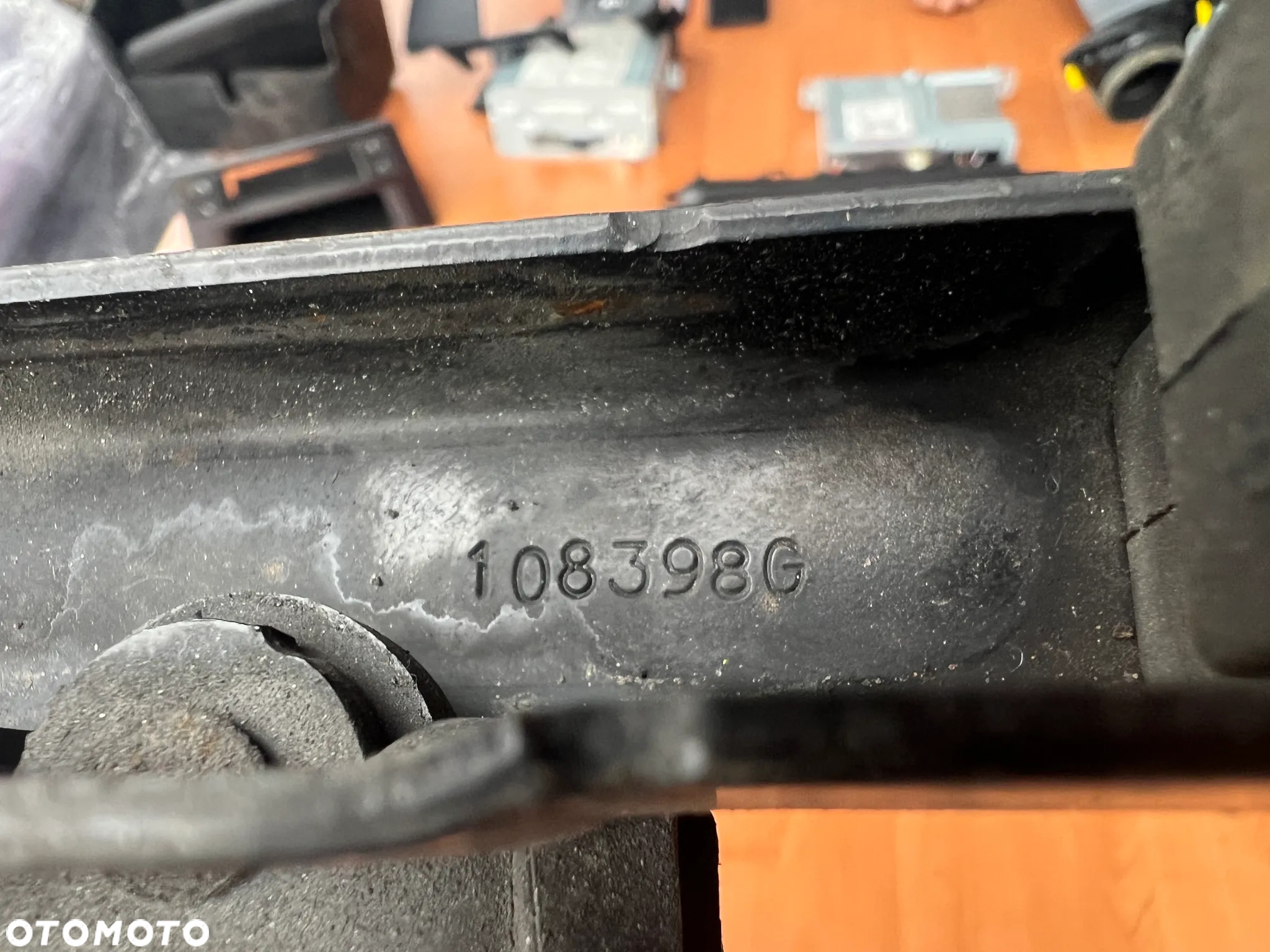 OGRANICZNIK DRZWI TYLNYCH TYLNY TYŁ LEWYCH PEUGEOT RIFTER BERLIBGO PARTNER 108398G - 3