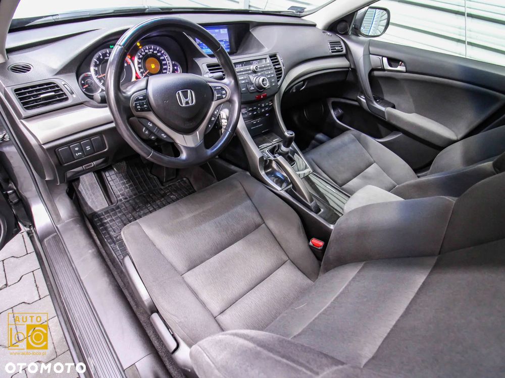 Honda Accord 2.0 Executive - 18