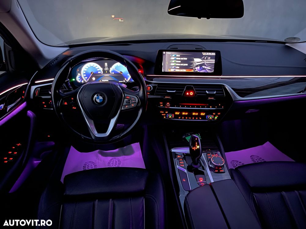 BMW Seria 5 520d Touring Aut. Luxury Line - 20