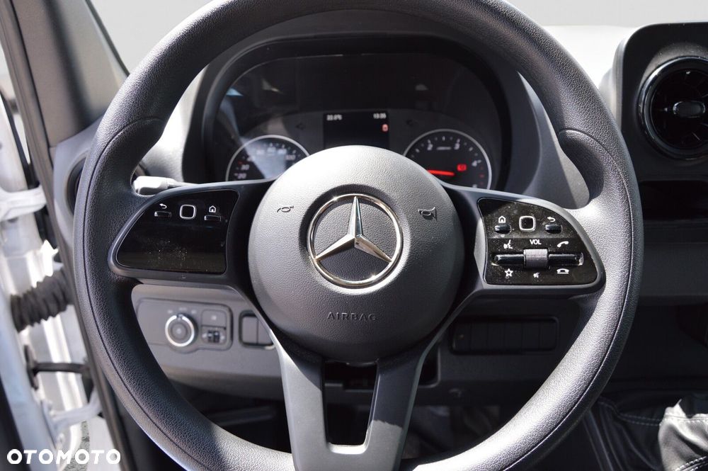 Mercedes-Benz Sprinter 317 CDI OM654 Podwozie 4325 mm - 11
