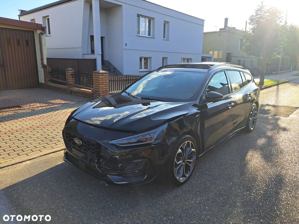Ford Focus 1.0 EcoBoost Hybrid ST-LINE - 3