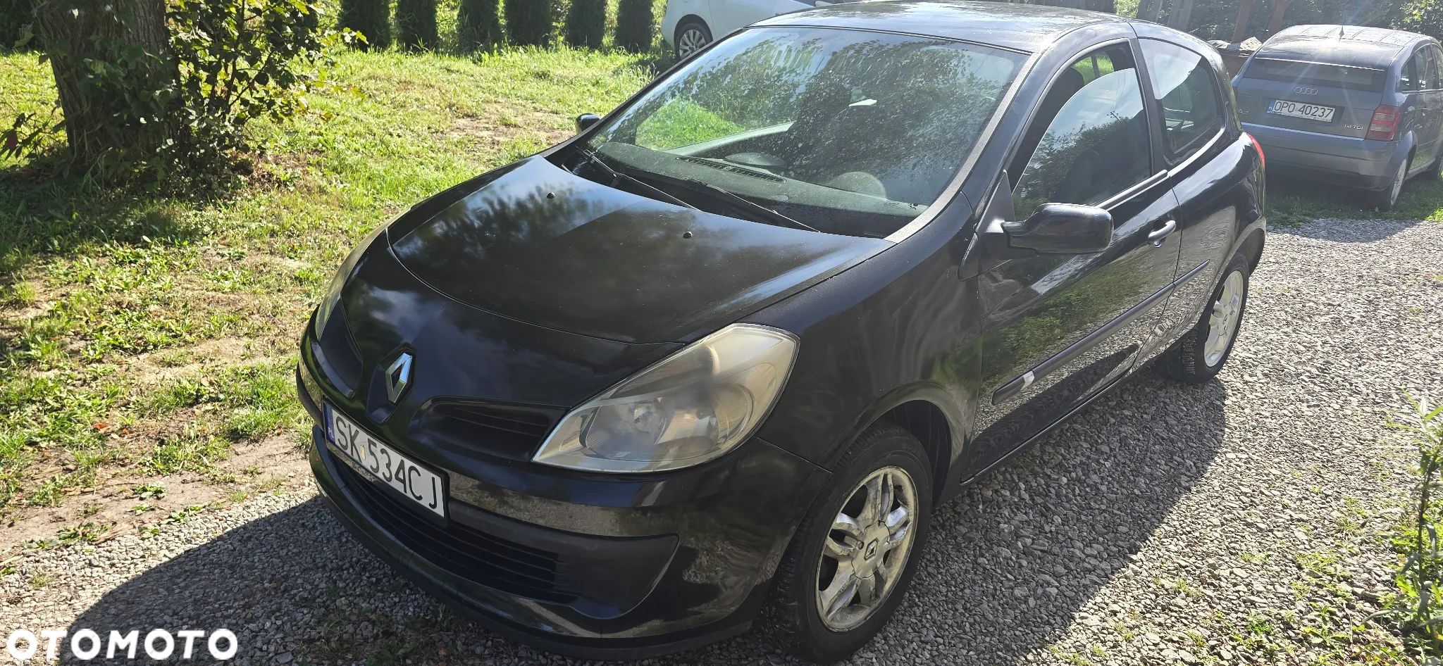 Renault Clio 1.2 16V All Inclusive - 1