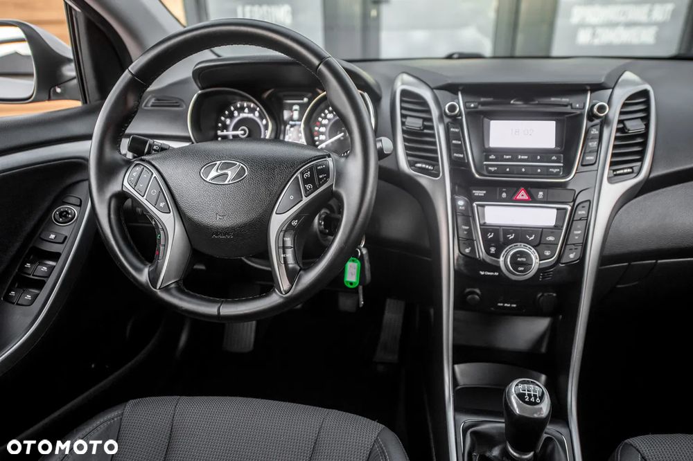 Hyundai i30 blue 1.6 GDI Style - 23