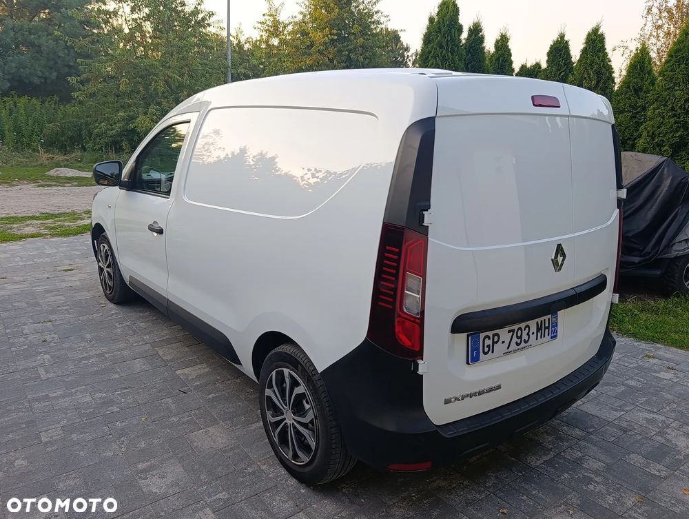 Renault Express - 5