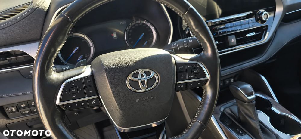 Toyota Highlander 2.5 Hybrid Executive - 11