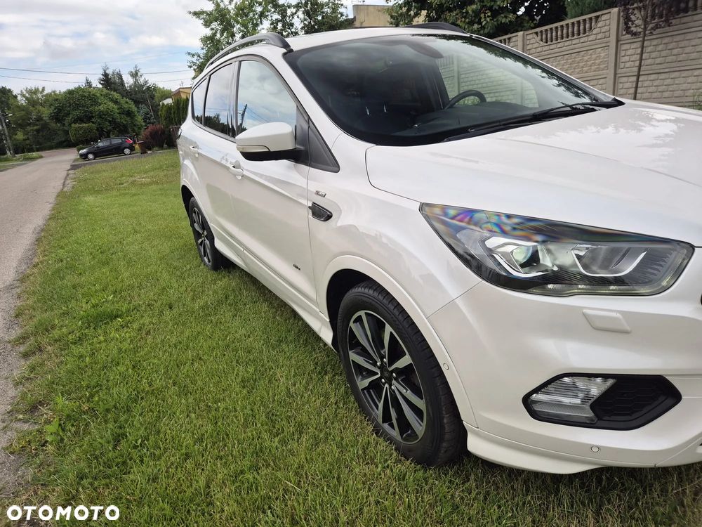 Ford Kuga 2.0 TDCi 4x4 ST-Line - 11