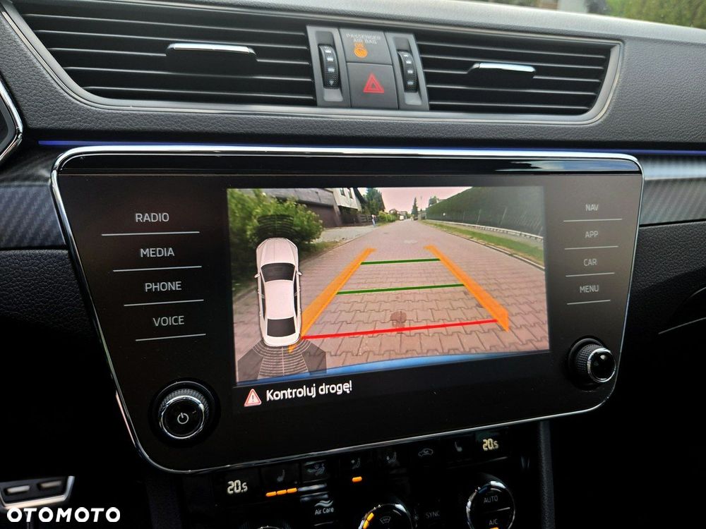 Skoda Superb 2.0 TSI Sportline DSG - 21
