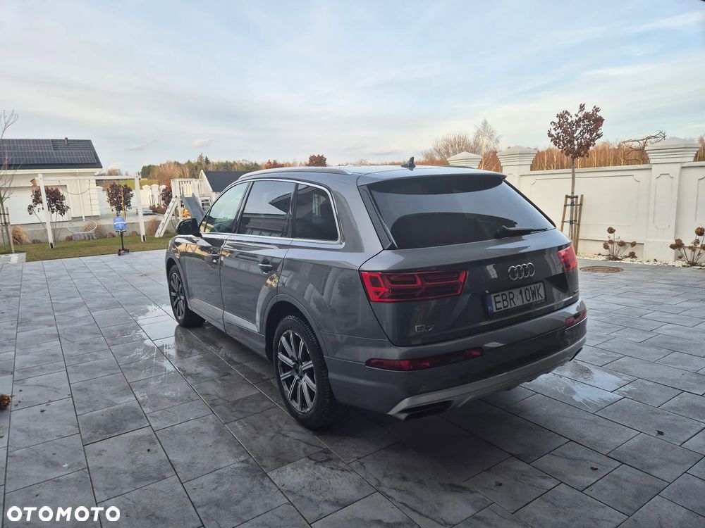 Audi Q7 - 9