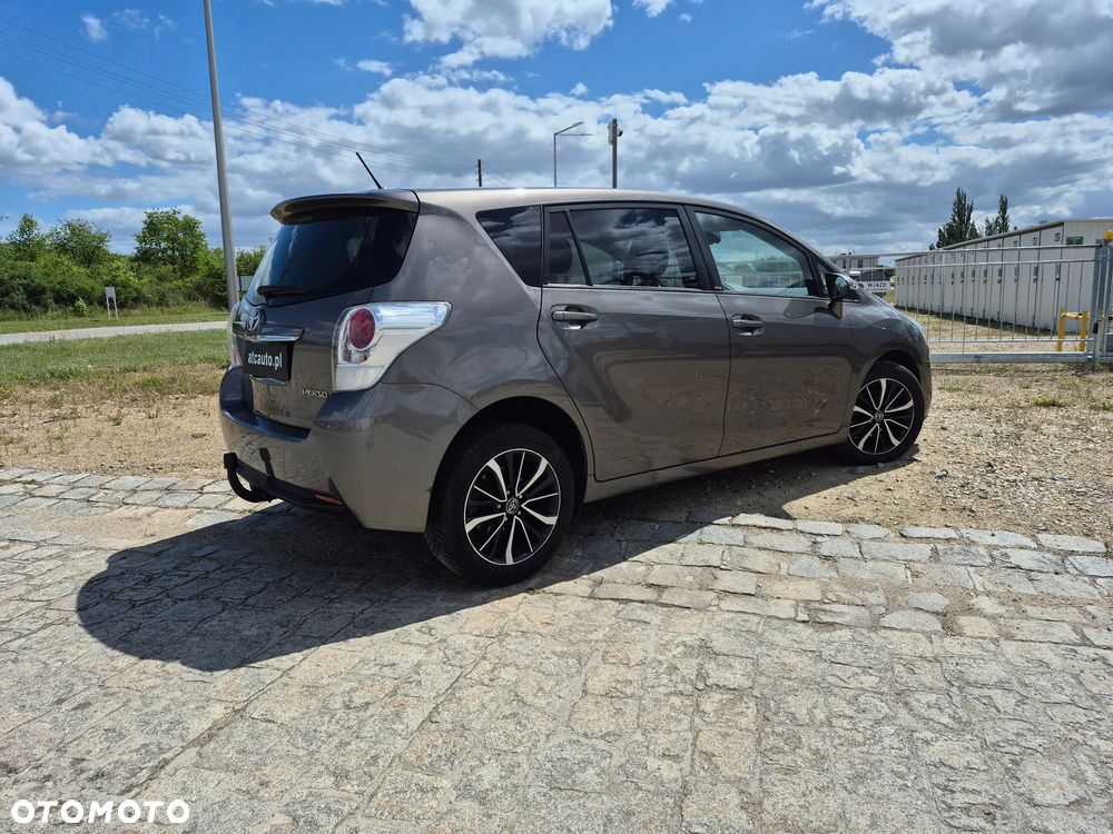 Toyota Verso 1.8 Prestige EU5 MS - 7
