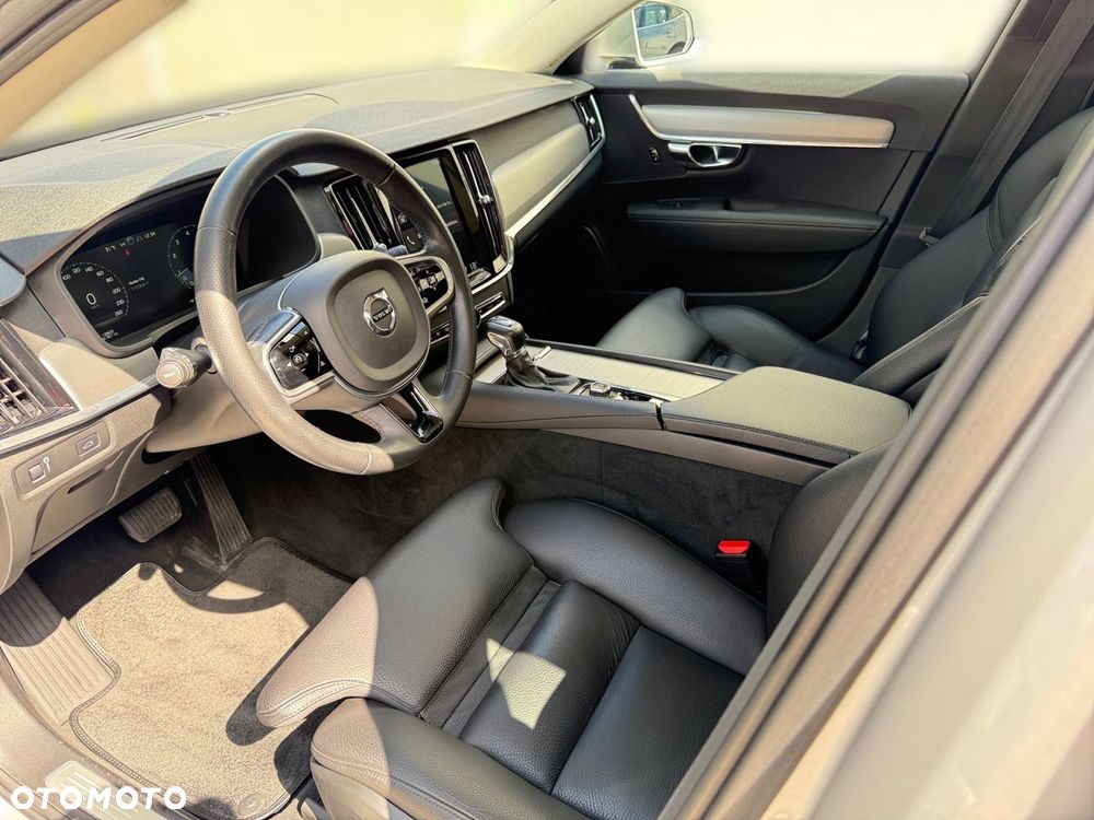 Volvo V90 - 13