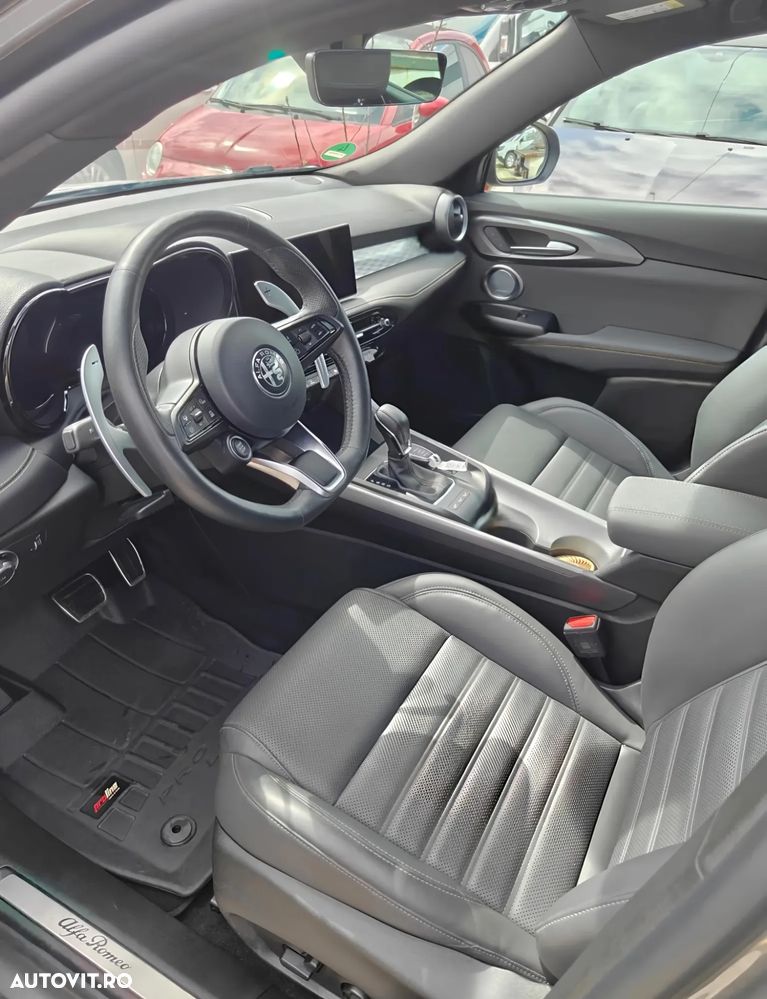 Alfa Romeo Tonale 1.6 FWD AT Veloce - 3