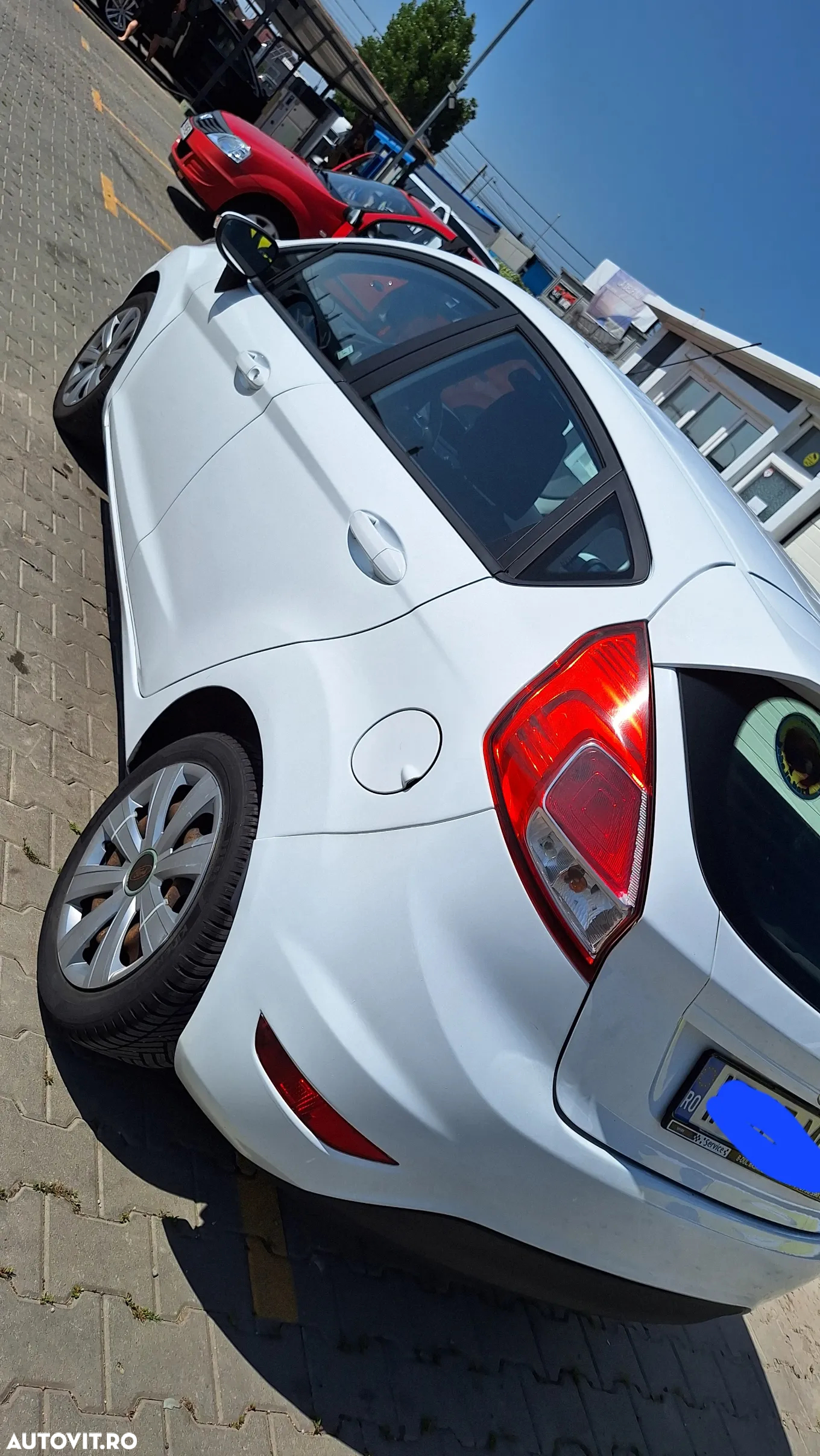 Ford Fiesta - 2