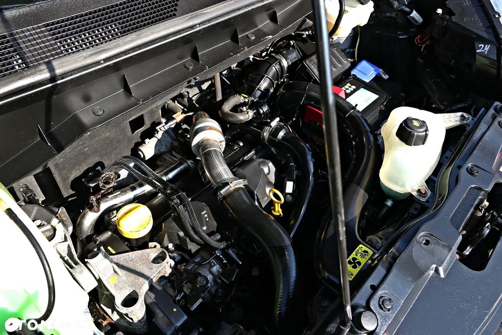 Nissan NV200 - 39