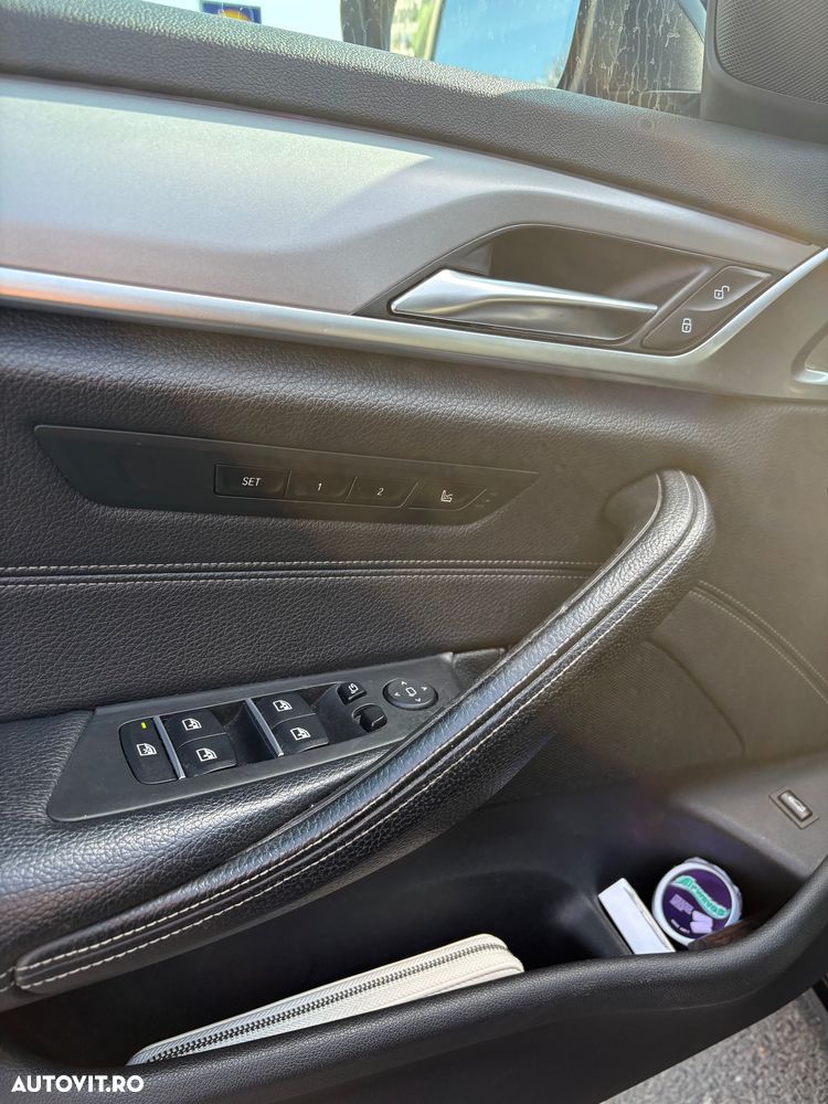 BMW Seria 5 520d EfficientDynamics Edition AT - 10