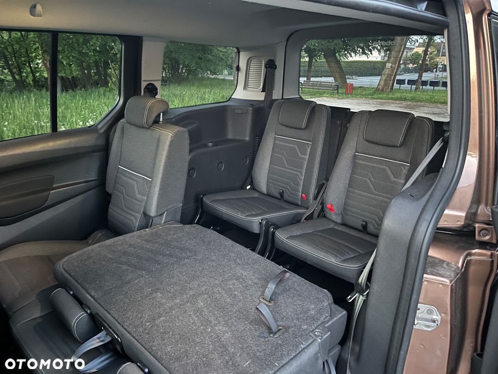Ford Tourneo Connect - 28