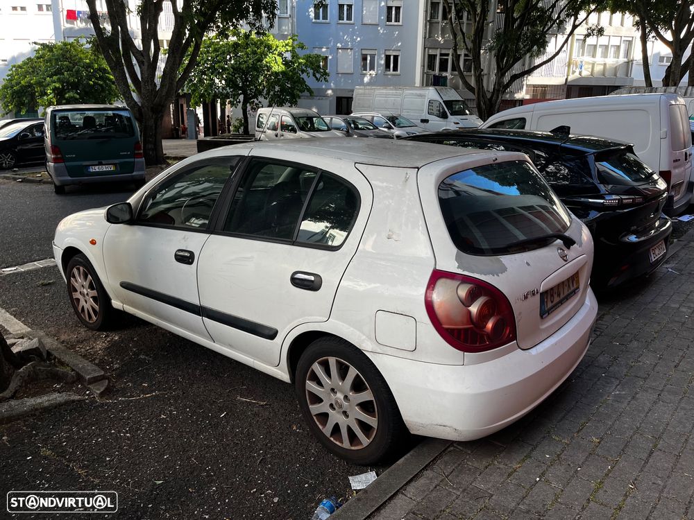 Nissan Almera 1.5 Tekna Plus TAE - 3