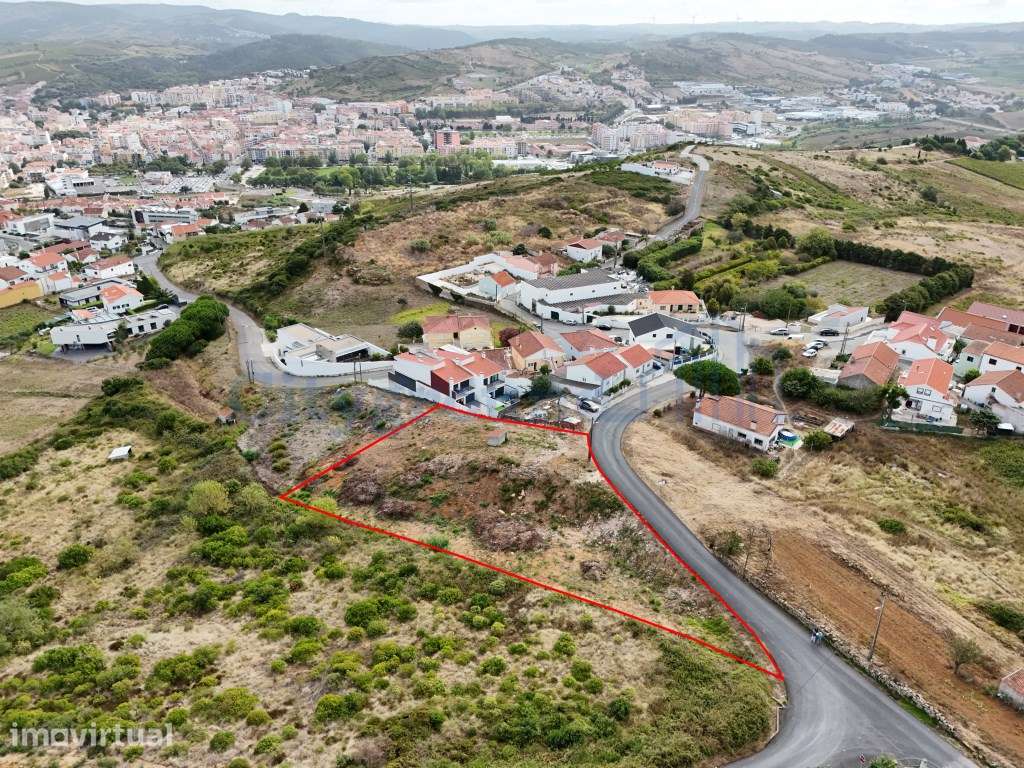 Terreno urbano em Torres Vedras - Grande imagem: 3/15