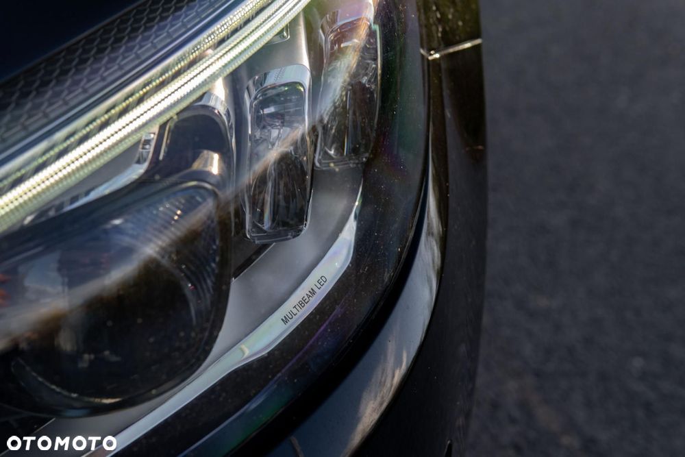 Mercedes-Benz Klasa C 200 d 9G-TRONIC - 38