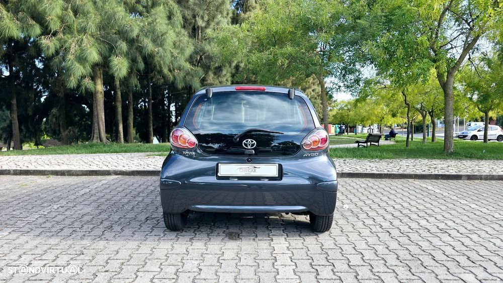 Toyota Aygo 1.0 + AC - 6