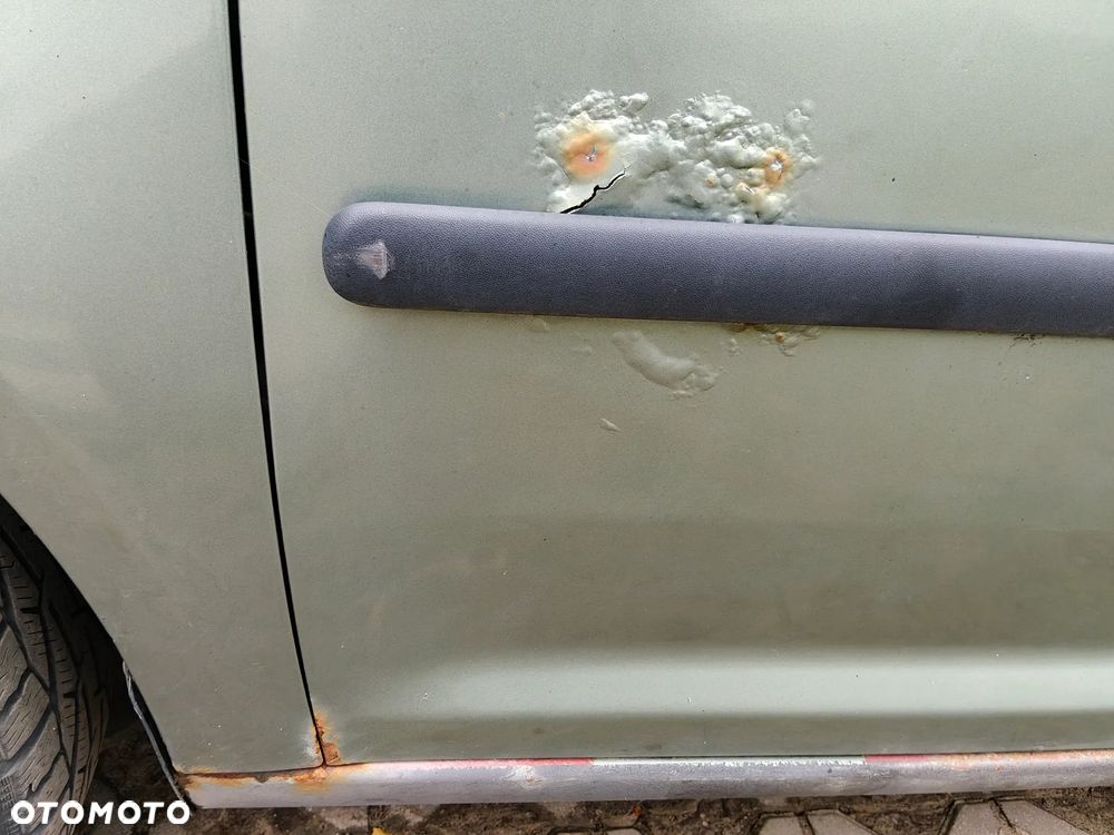 Volkswagen Caddy Life - 14
