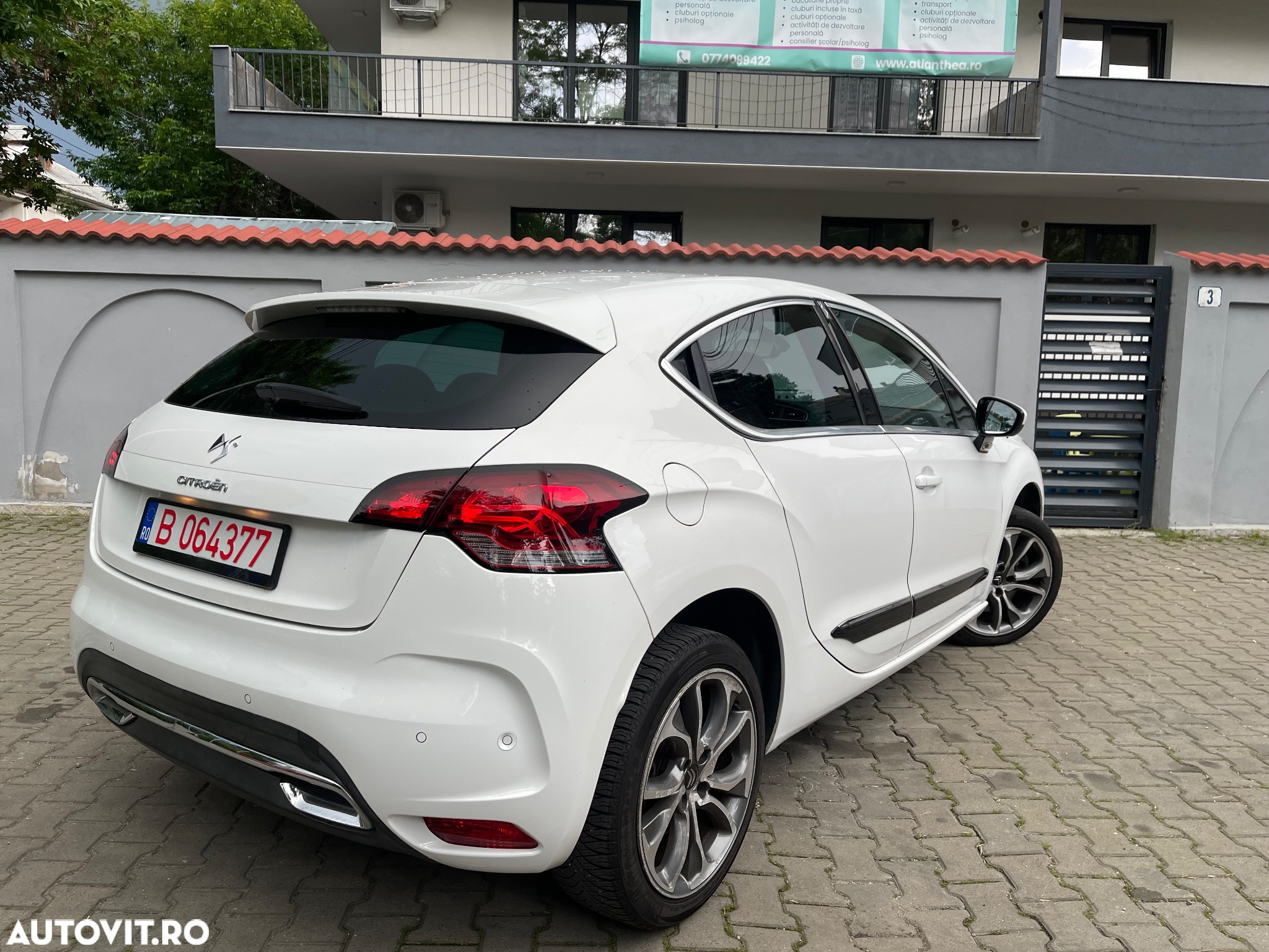 Citroën DS4 THP 200 SportChic - 3