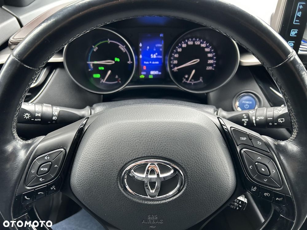 Toyota C-HR 1.8 Hybrid Prestige - 11