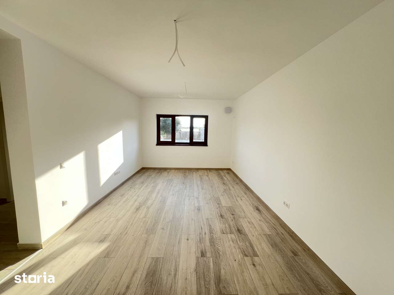 Apartament-2-Camere-Decomandat-54mp-Utili-Balcon-5mp-Parcare-Sanpetru — fotografia 3
