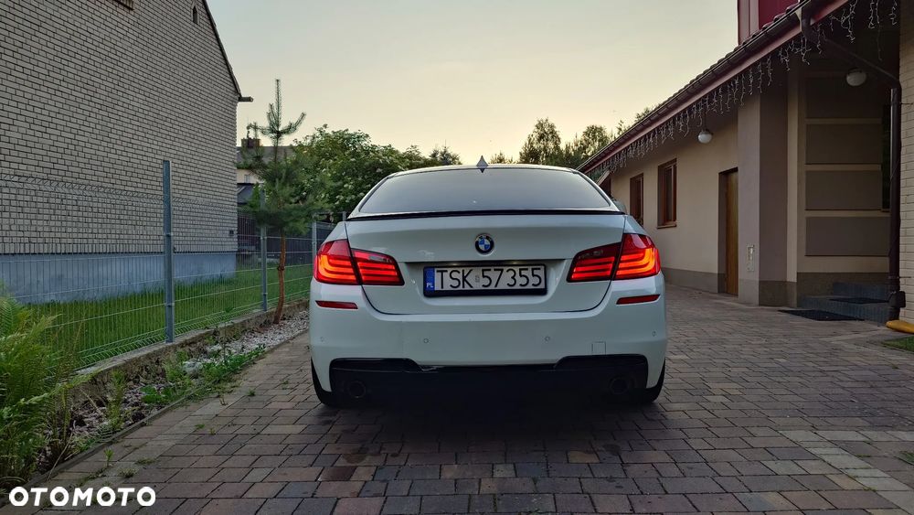 BMW Seria 5 535i Sport-Aut - 15