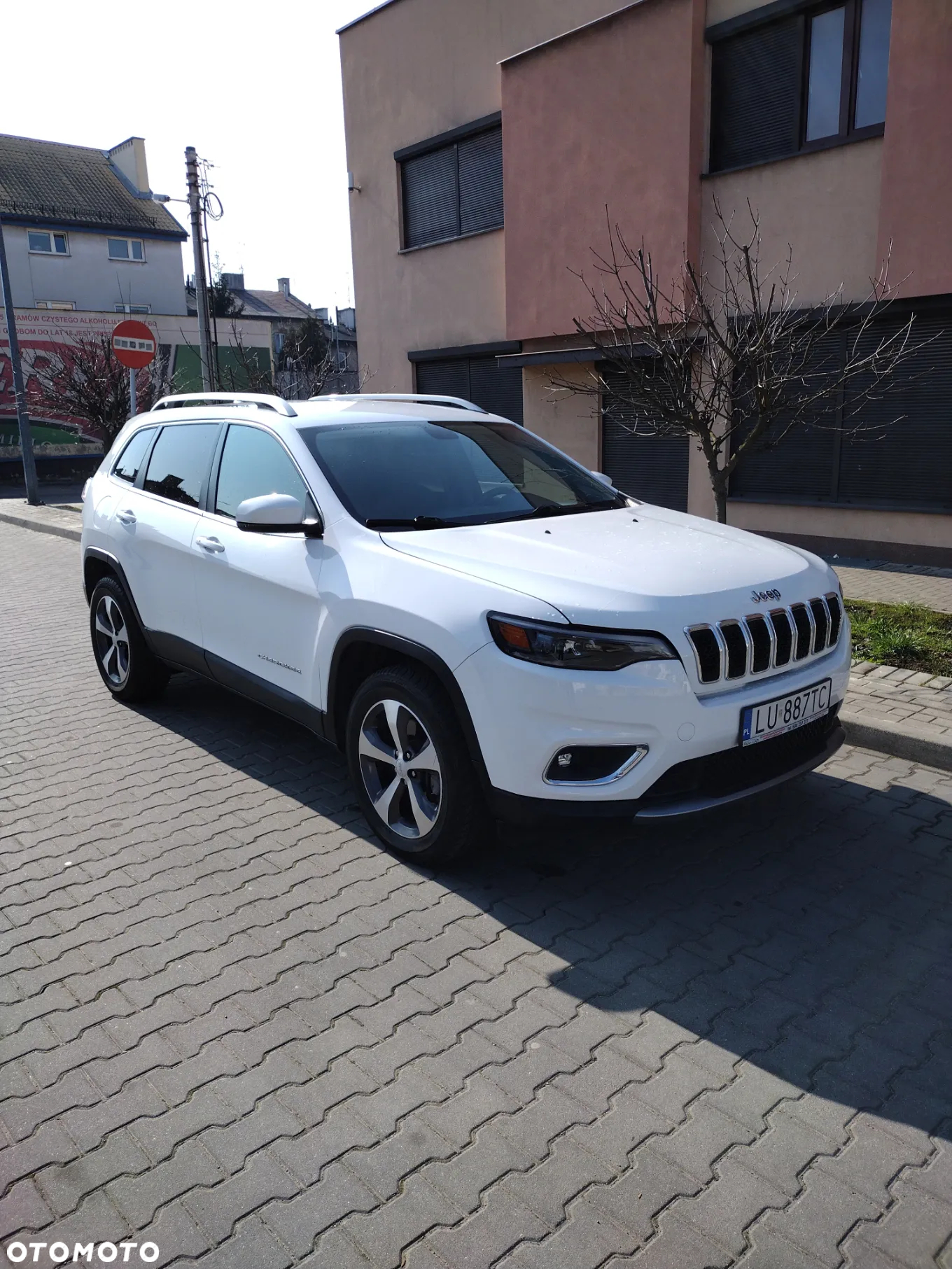 Jeep Cherokee - 5