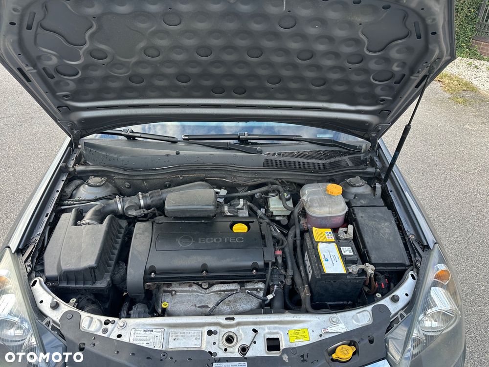 Opel Astra 1.6 Elegance - 21