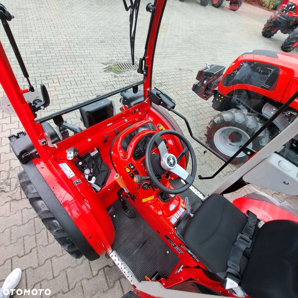 ANTONIO CARRARO TRX 5800 YANMAR 51,5KM Obracany kokpit i fotel 4 cylindry 2091cm3 - 6