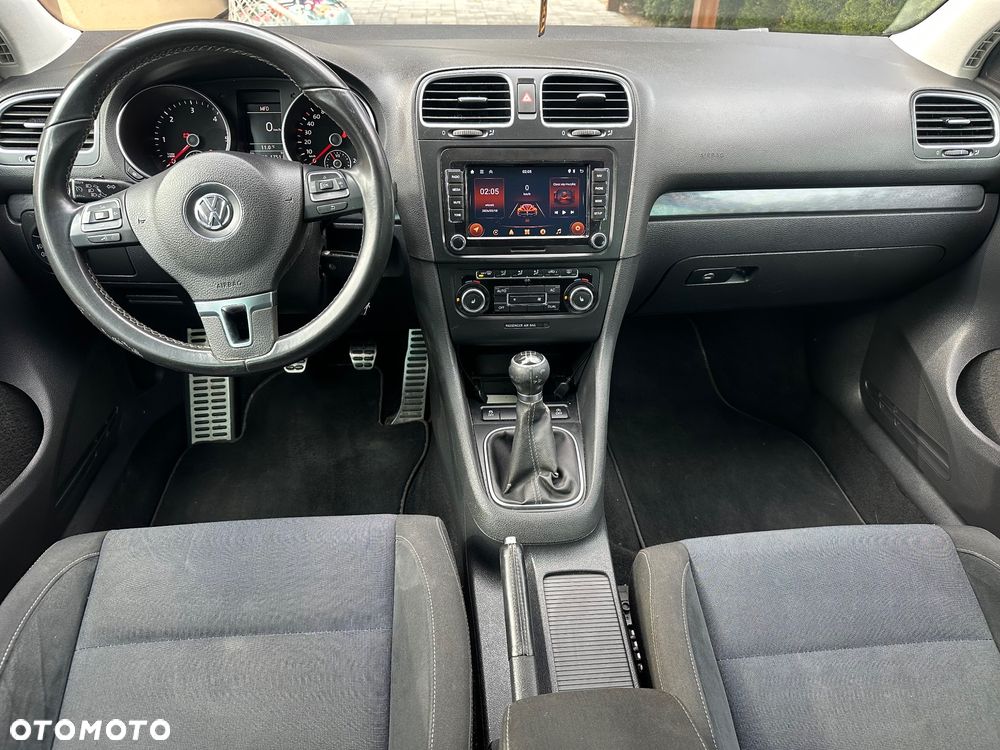 Volkswagen Golf 1.6 TDI Comfortline - 6