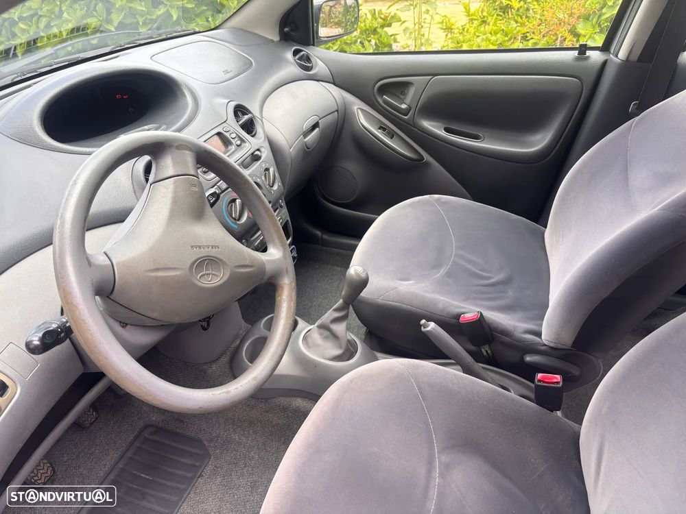 Toyota Yaris 1.0 Terra DA+ABS+CD - 7