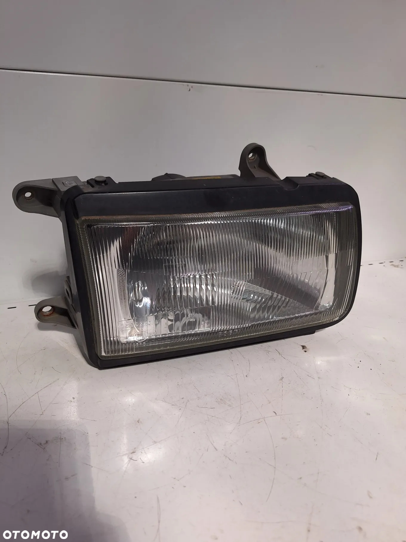 Lampa przednia przód do Opel Frontera B 3d   1305235379  (58/1) - 3