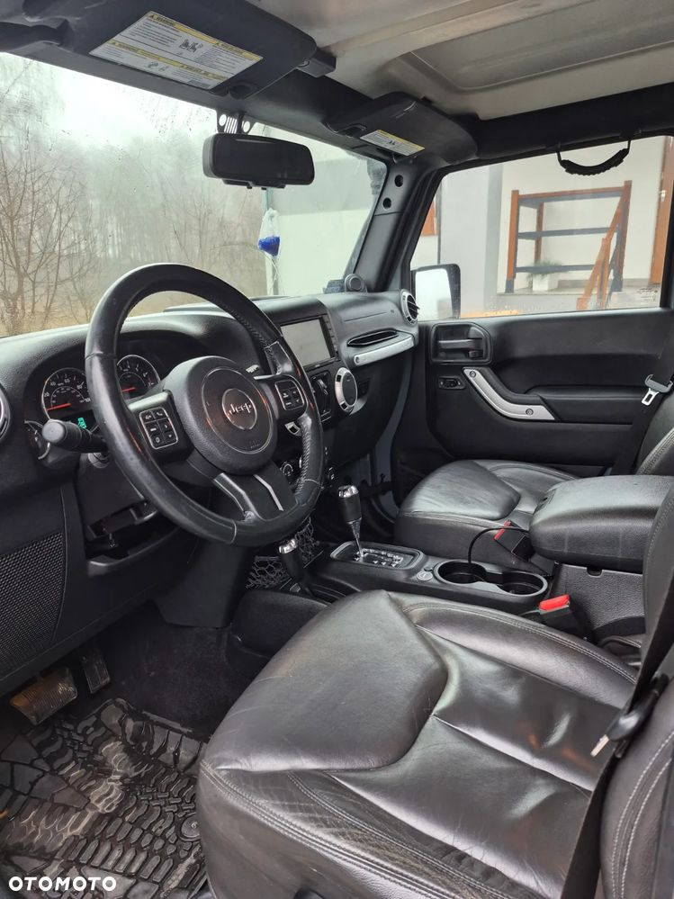 Jeep Wrangler 3.6 Unlim Sahara - 12
