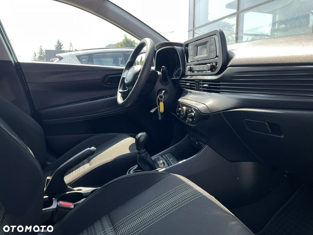 Hyundai i20 - 19